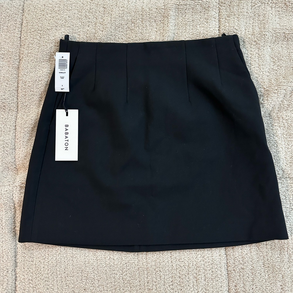 Aritzia Kinsley Skirt in BLACK